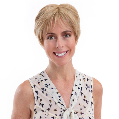 Claire by Style Unveiled wig in Color 16/613 Image 1