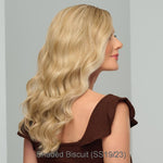 Load image into Gallery viewer, Day To Date by Raquel Welch wig in Shaded Biscuit (SS19/23) Image 3
