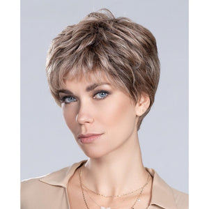 Time Comfort by Ellen Wille wig in Dark Sand-R Image 4
