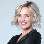Load image into Gallery viewer, Valencia by Belle Tress wig in Butterbeer Blonde Image 4
