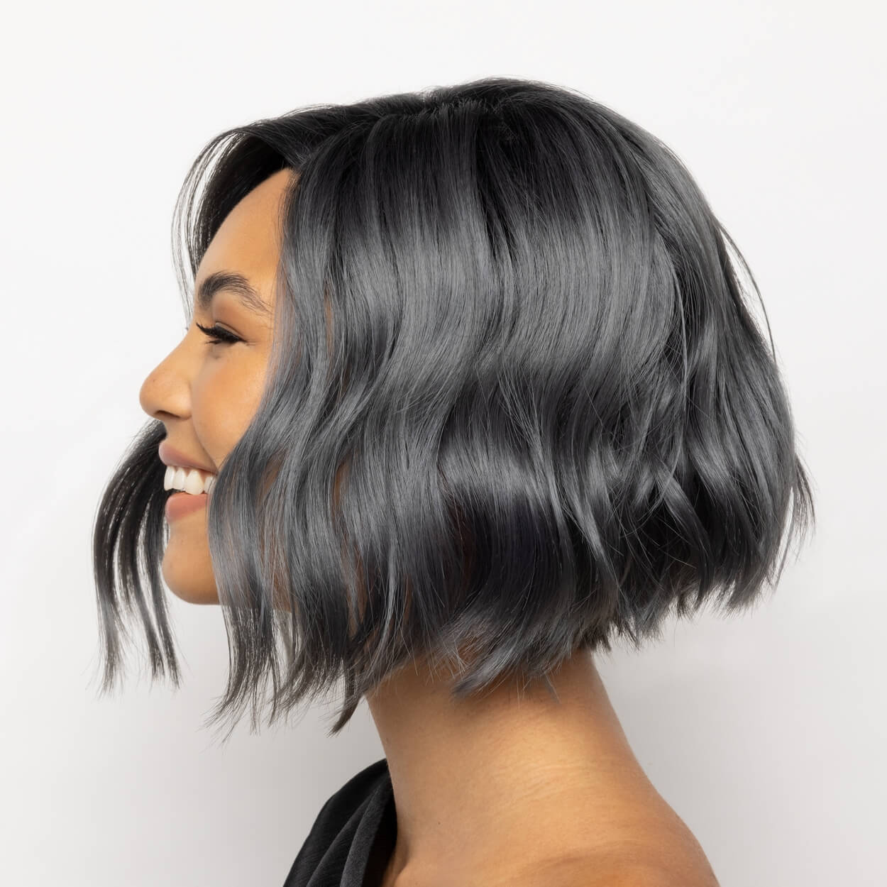 Chic Wavez by Rene of Paris in Midnight Stone Image 4