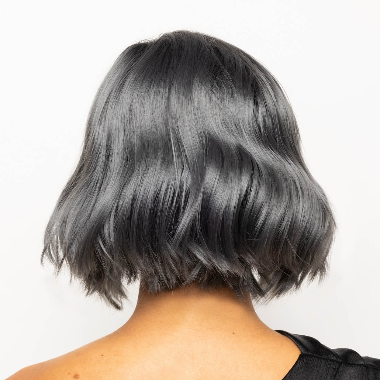 Chic Wavez by Rene of Paris in Midnight Stone Image 5