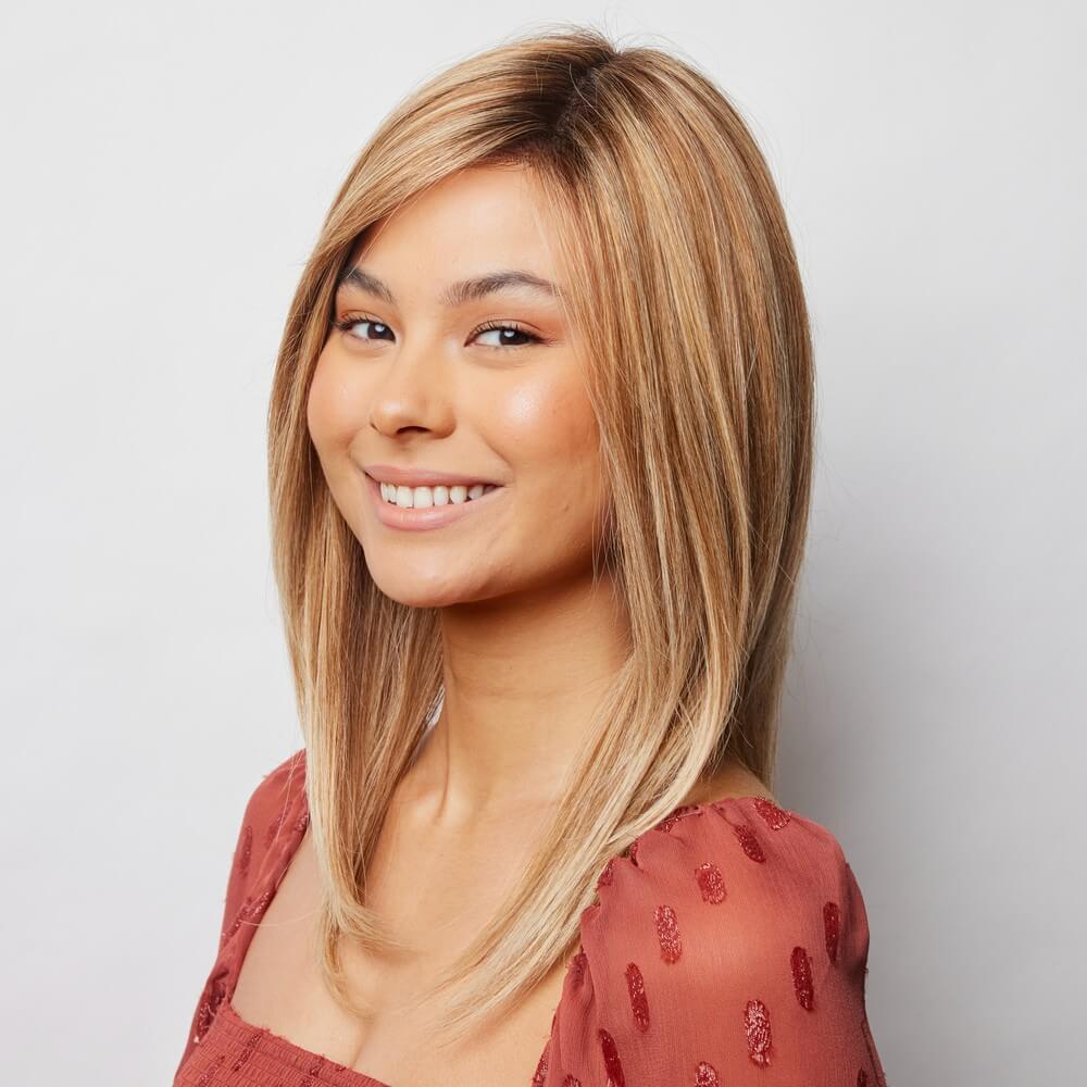 Thea by Amore wig in Hazelnut Cream Image 5