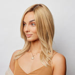 Load image into Gallery viewer, Thea by Amore wig in Moonlight Blonde Root Image 3
