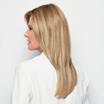 Load image into Gallery viewer, Top Billing 12&quot; Top Piece by Raquel Welch in Shaded Iced Cappuccino (SS10/22) Image 5
