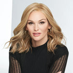 Load image into Gallery viewer, Wavy Day by Raquel Welch in Honey Ginger (RL14/25) Image 2
